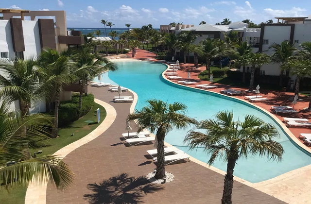 Radisson Blu Resort Residence Punta Cana Piscina 1